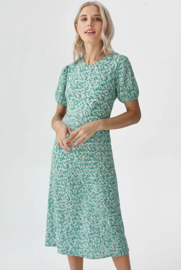 Puķaina midi kleita ar kuplām piedurknēm